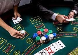Filipino bettor placing a sports wager on phi999 via mobile phone